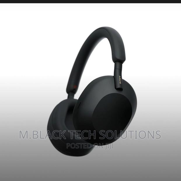 Sony Wh-1000xm5 Noise-Canceling Wireless Headphones photo 3