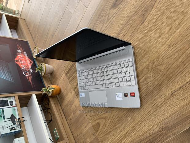 New Laptop HP Pavilion 15 8GB AMD Ryzen SSD 512GB · Photo 4