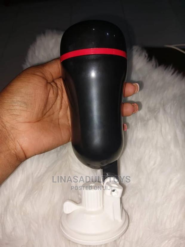 Fleshlight Cup Masturbating Cup for Men · Photo 3