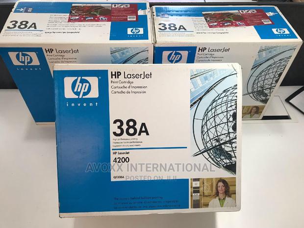 HP 38A (Q1338A) Black Compatible Laserjet Toner Cartridge · Photo 2