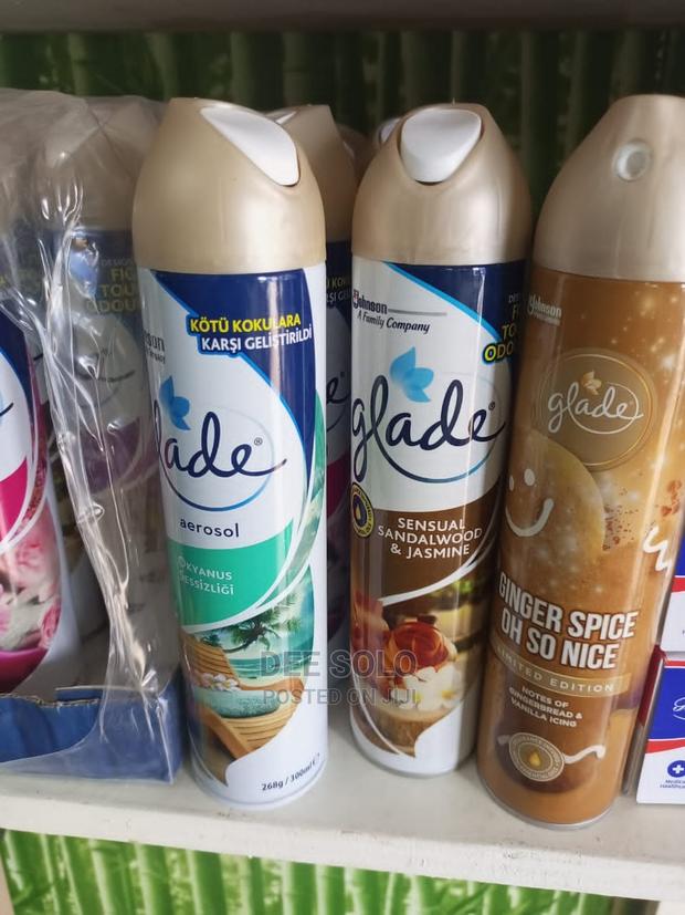 Glade Air Freshener · Photo 3