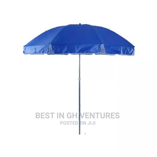 Strong Market Umbrellas · Photo 4