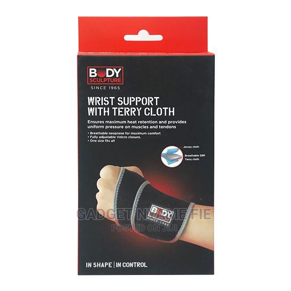 Body Sculpture Wrist Wrap With Terrycloth · Photo 3