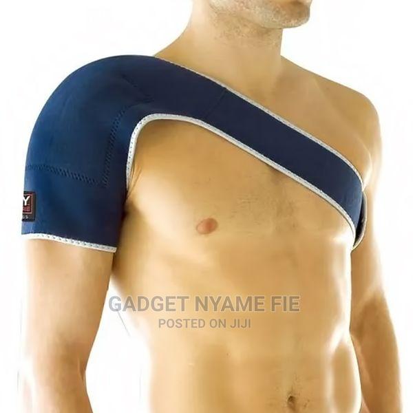 Body Sculpture Shoulder Wrap With Cloth · Photo 3