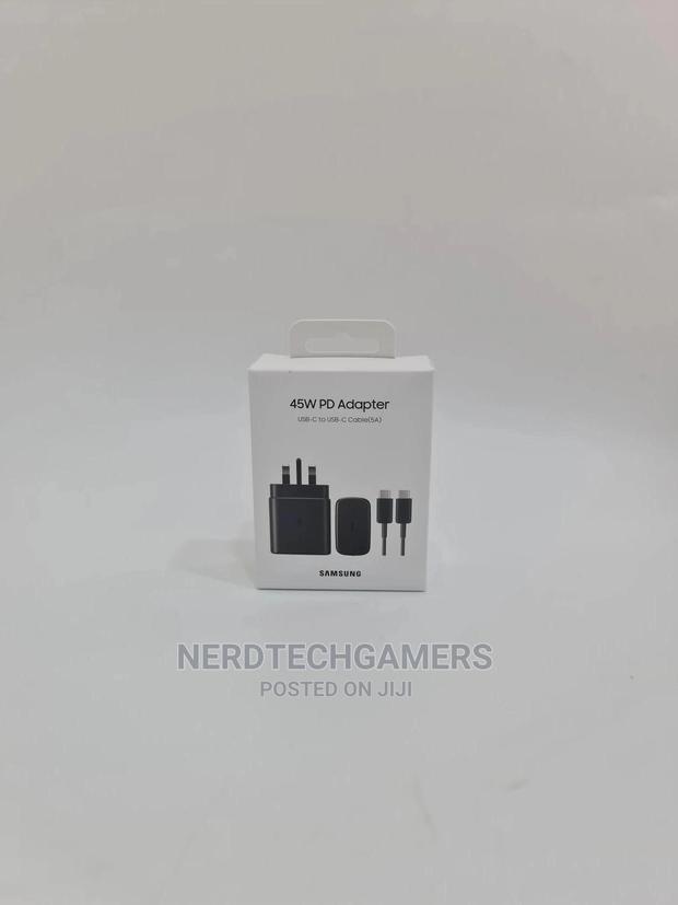 45w Pd Adapter · Photo 3