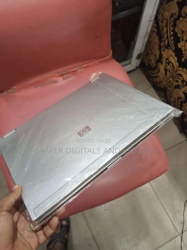New Laptop HP EliteBook 6930P 4GB Intel Core 2 Duo HDD 320GB · Photo 3