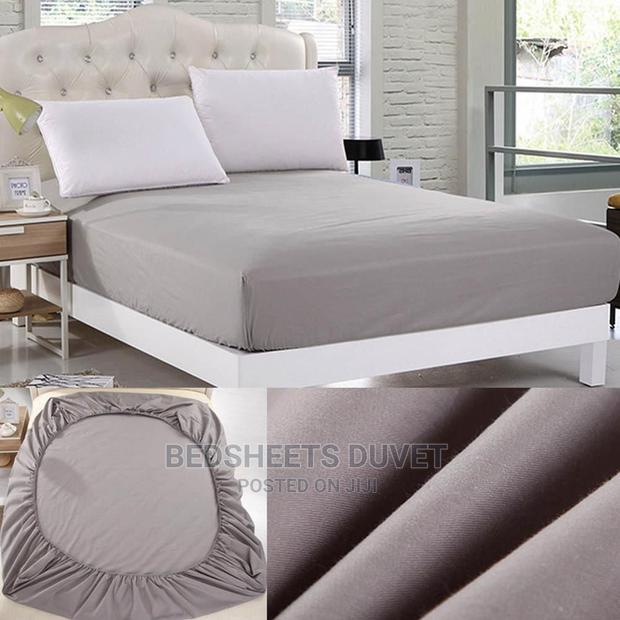 Grey Fitted Sheet · Photo 4