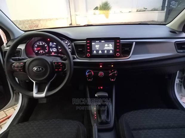 Kia Rio Available for Rent photo 4