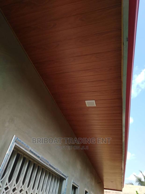 Fiber T G Outside Ceiling · Photo 2