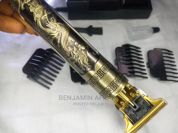 Designing Hair Clippers · Photo 4