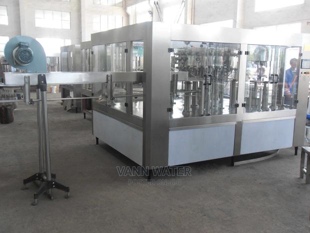 Bottle Water Filling Machines · Photo 3
