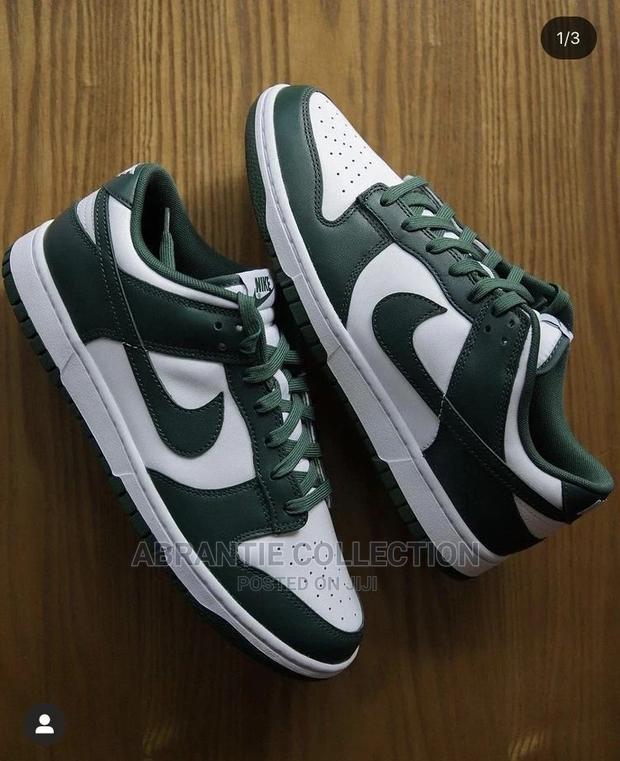 Nike SB Dunk Low Varsity Green · Photo 4