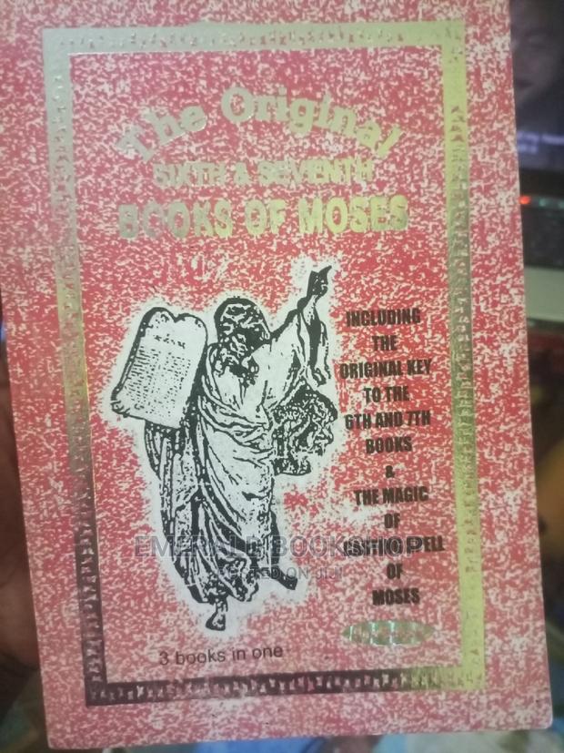 Moses Book · Photo 1