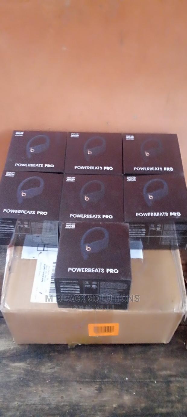 Beats Powerbeat Pro · Photo 2