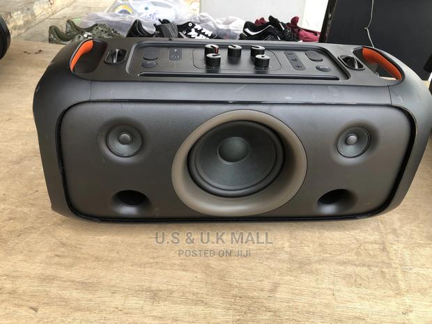 Preowned JBL Party Box on the Go Bluetooth Speaker Instock photo 2