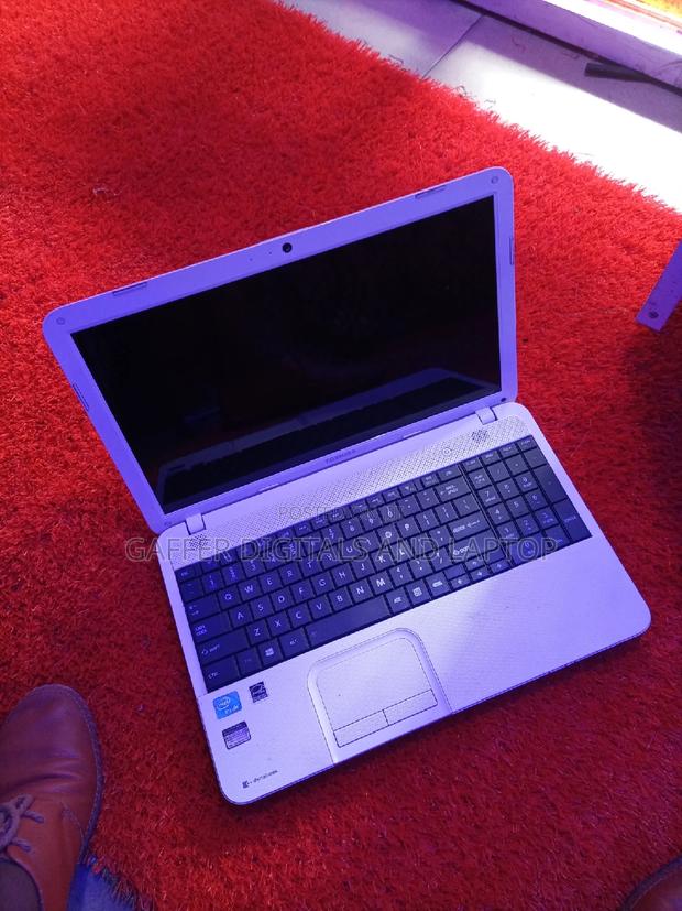 New Laptop Toshiba Satellite C665 4GB Intel Core 2 Quad HDD 128GB photo 4