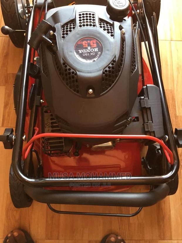 Honda Mower · Photo 3