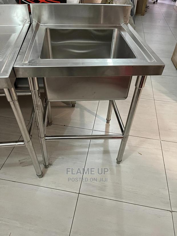 Single Bowl Sink · Photo 2
