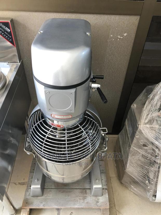 Multifunction Industrial Bakery Planetary Food Mixer · Photo 3