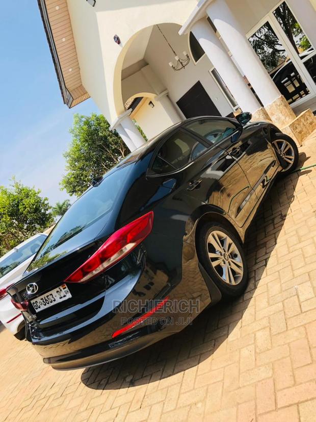Hyundai Elantra for Rent photo 5