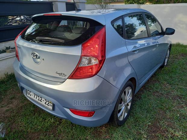 Blue Accent Available for Rent photo 3