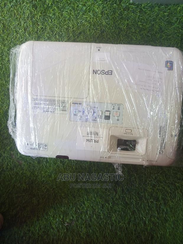 Epson Eb-1945w Projector 4200 Lumens High Brightness photo 3