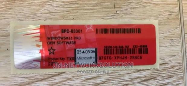 Windows 11 PRO OEM COA Sticker With License Key · Photo 2