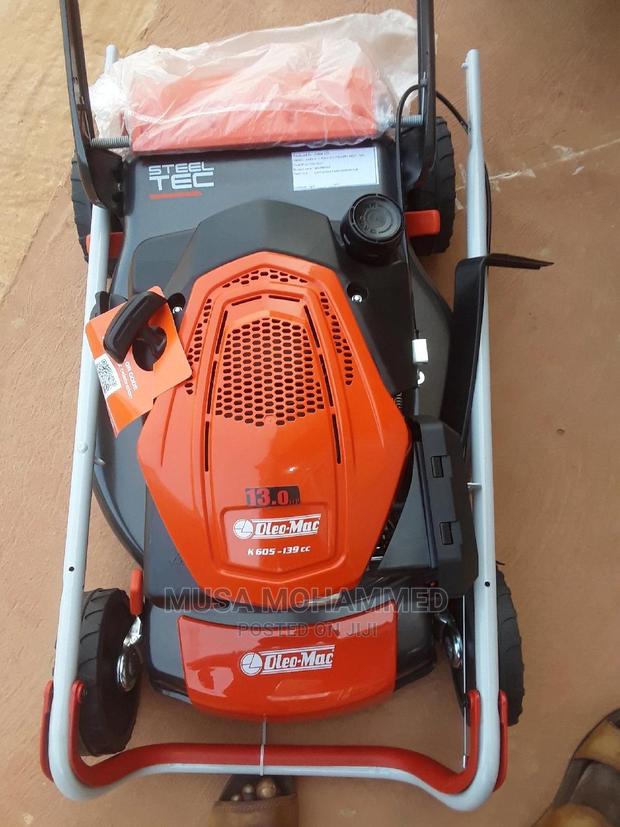 Oleo Mac Lawnmower · Photo 4