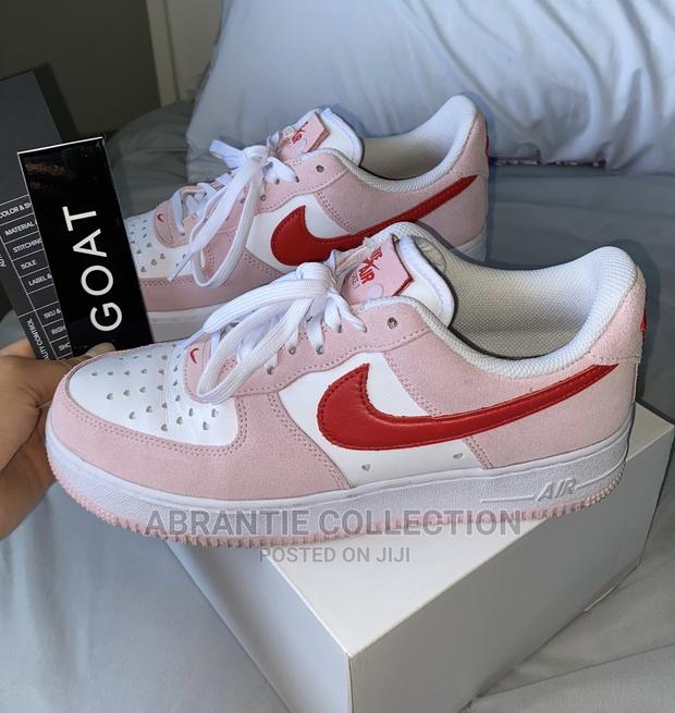 Nike Air Force 1 Love · Photo 4