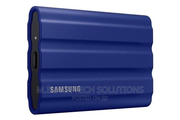 1TB Samsung T7 Shield Portable SSD photo 4