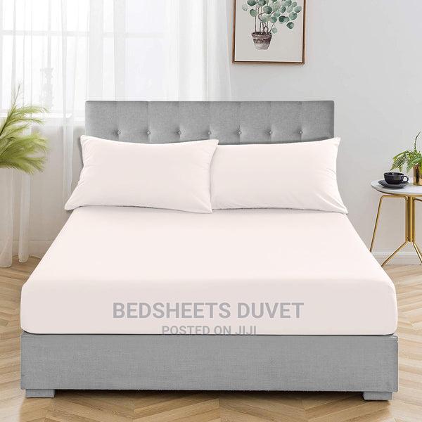 White Fitted Sheet Set · Photo 3