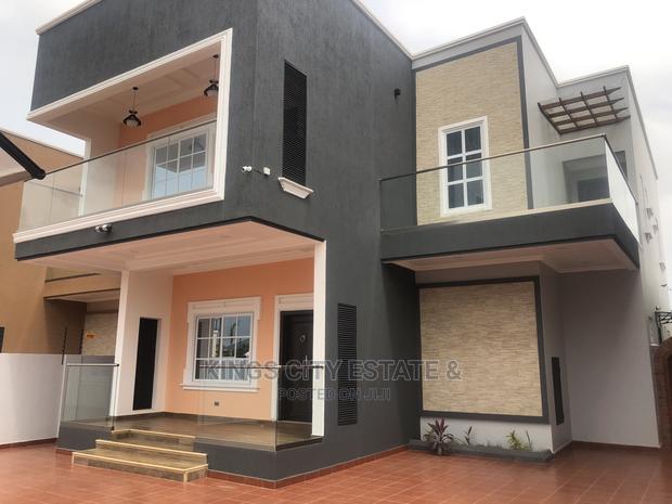 4bdrm House in Taifa Rd, Pokuase for sale
