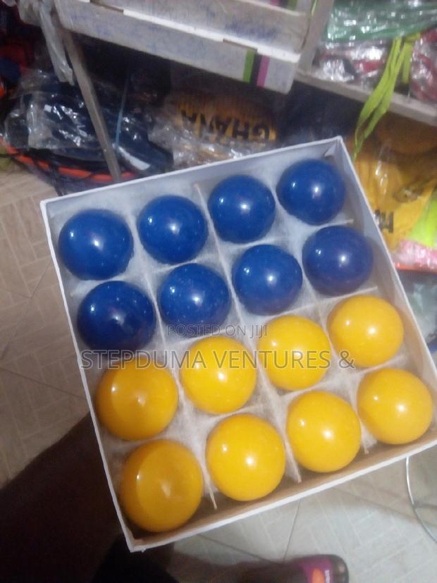 2 Colors of Snooker Balls Set · Photo 3
