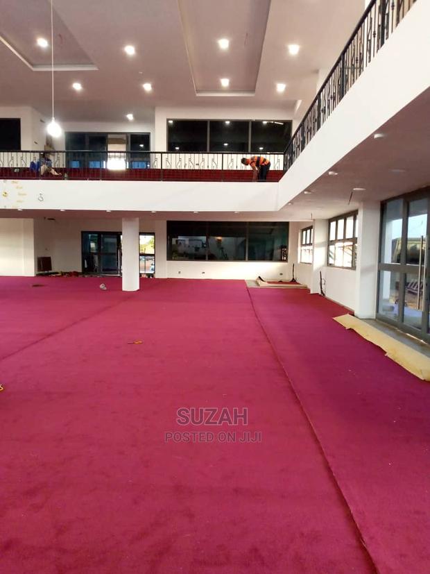 Woolen Carpet · Photo 2
