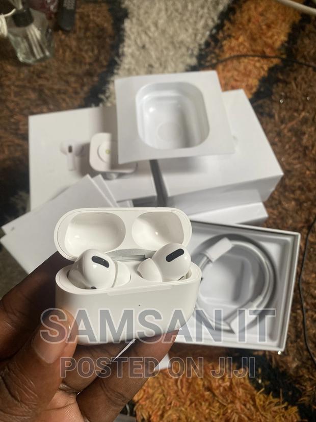 Apple Airpods PRO 2nd Gen. (Extra Base) With Magsafe Case