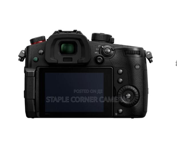 Panasonic Lumix GH5 II Mirrorless Camera With 12-60mm Lens photo 2