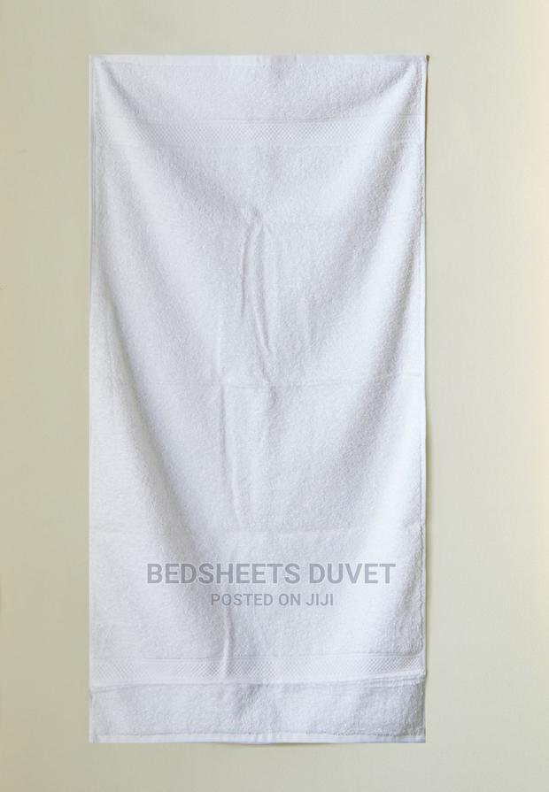 White Towels · Photo 2