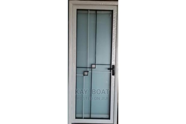 Simple Bathroom Door · Photo 2