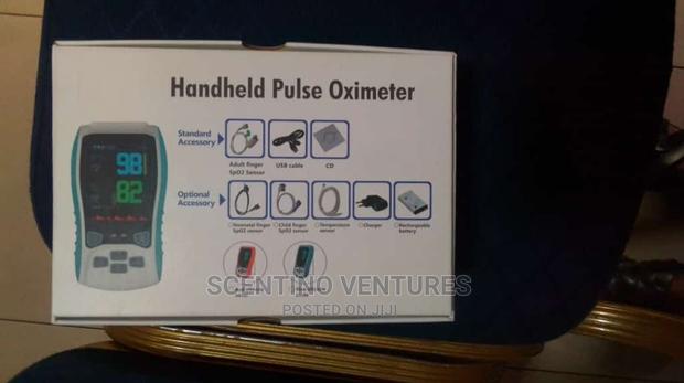 Handheld Pulse Oximeter · Photo 3