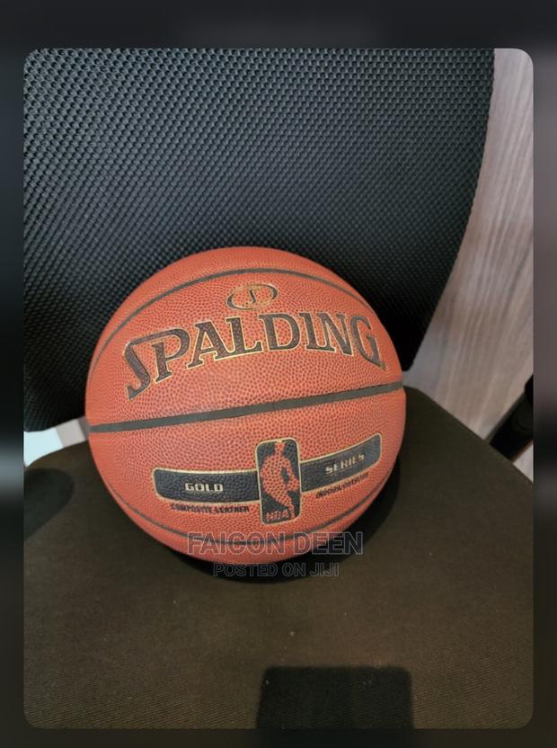 Original Spalding Basketball (Also in Diff Brands · Photo 1