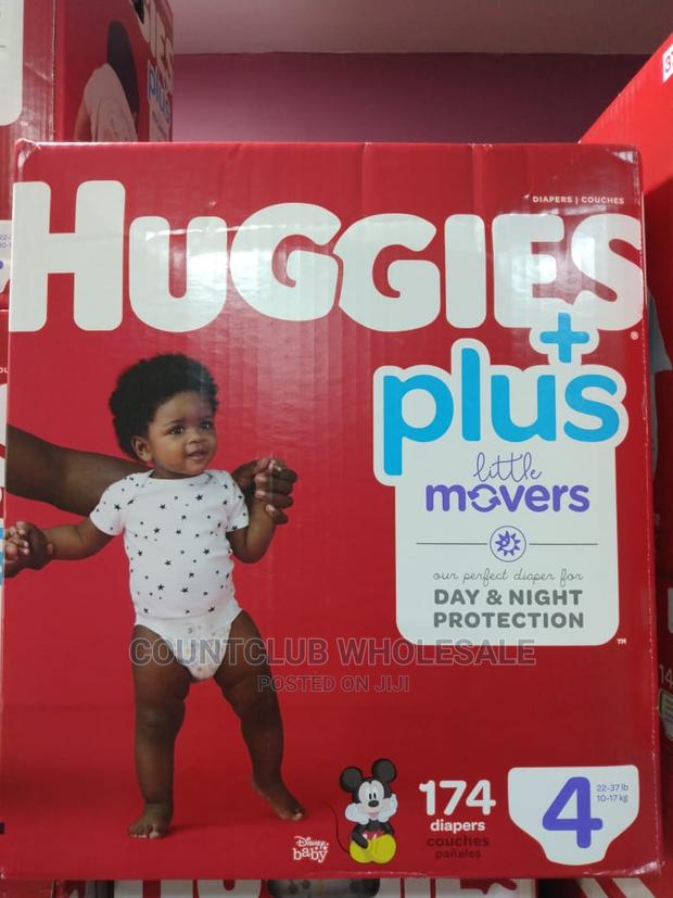 Huggies Little Movers Size 4 · Photo 2