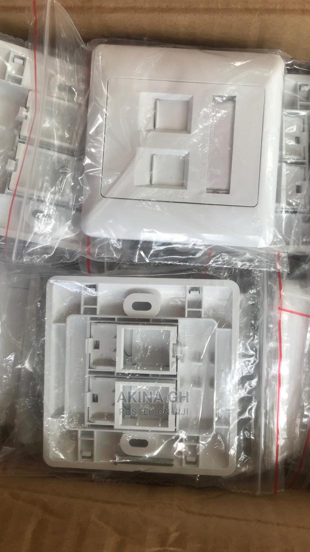 Double Faceplate · Photo 4