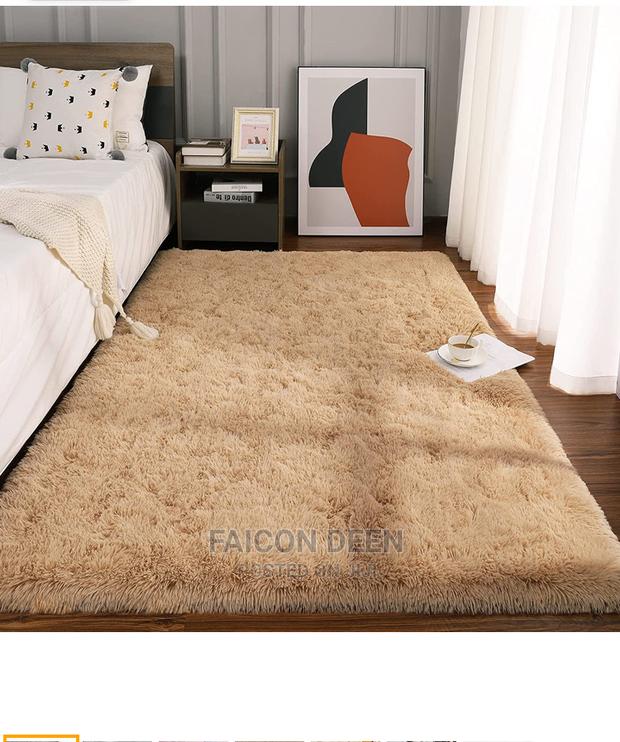 Heavy Fluffy Fur Carpet(Also in Diff Color)*Size180x120cm · Photo 1