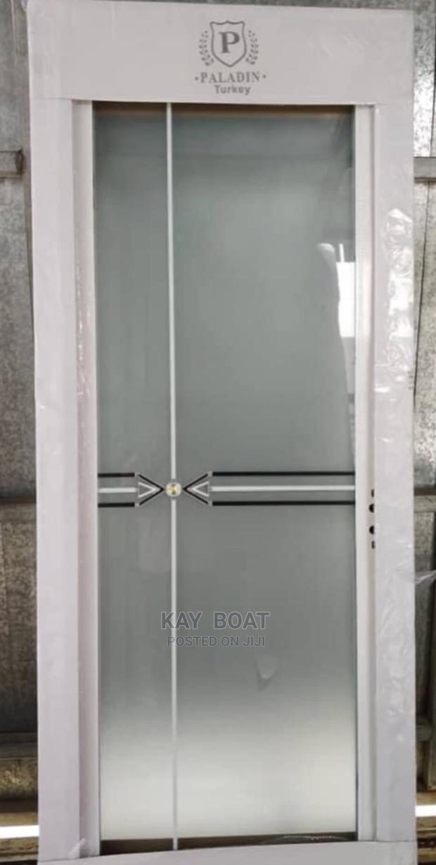 Modest Bathroom Door for Your Homes, Offices and Hotels · Photo 2