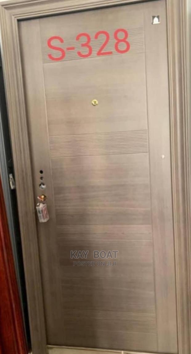 Decent Rare Standard Door Available · Photo 2