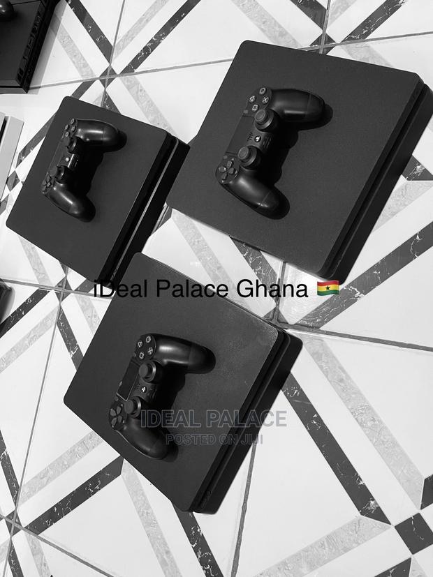 Neatly Used Playstation 4 Slim · Photo 3