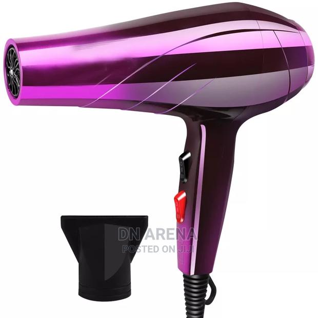 Professional 220v and 1000w Hairdryer · Photo 4
