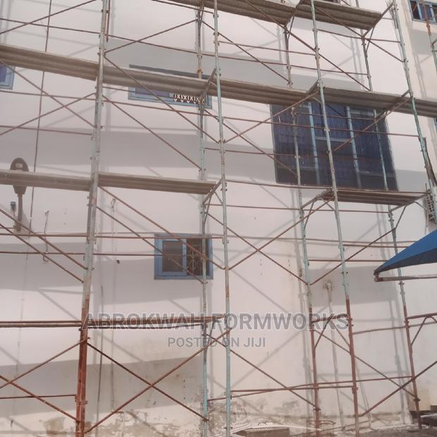 Scaffolds/Rent/Italian Scaffolds