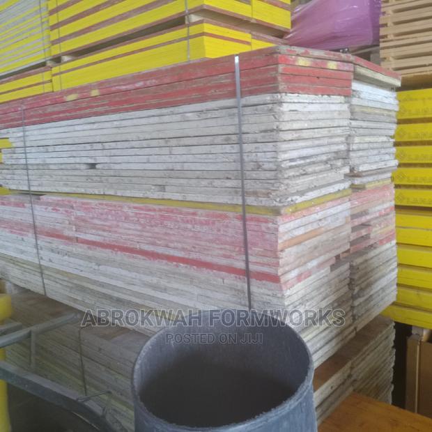 Scaffolds/Rent/Italian Scaffolds