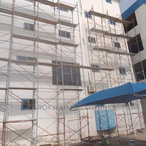 Scaffolds/Rent/Italian Scaffolds